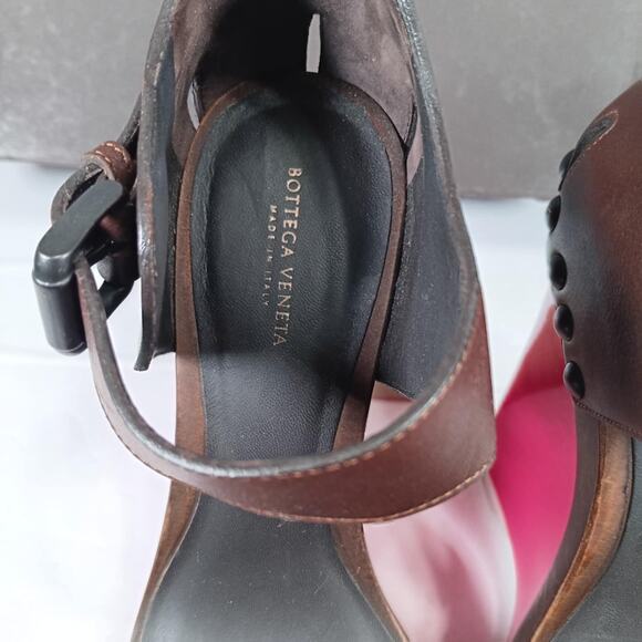 Bottega Veneta | Fuchsia Brown Leather Platform Wedge SZ 38 (US 8) - Picture 3 of 5